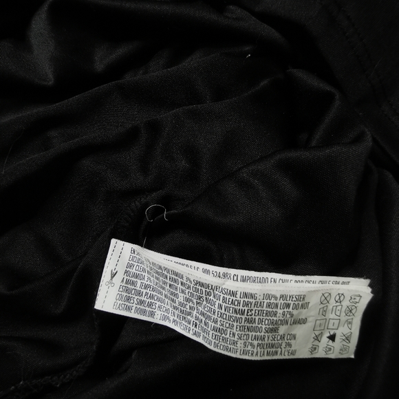 Black Dress - Picture 8 of 9